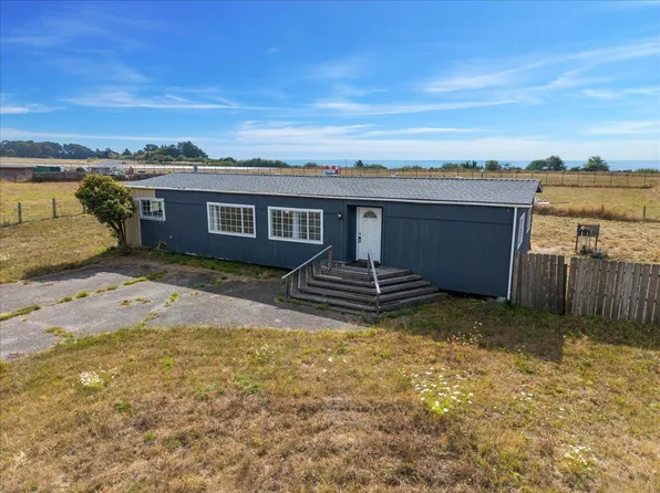 4520 Kjer Rd, McKinleyville, CA 95519