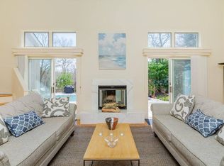 38 Red Creek Cir, Hampton Bays, NY 11946