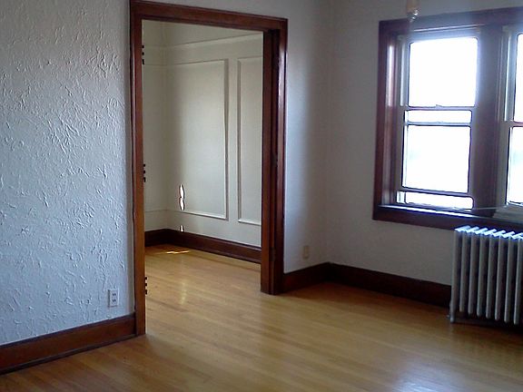 3rd image of 1809 E Lake Bluff Blvd APT 304