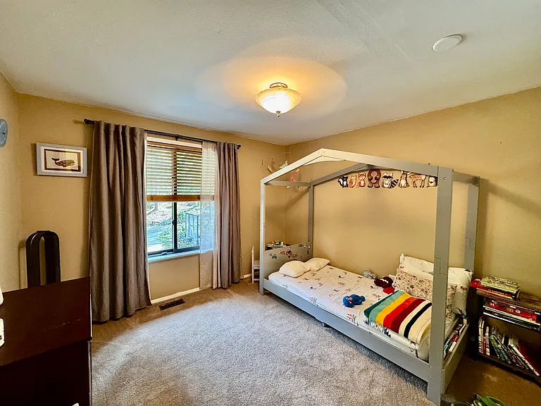 15130 SE 47th Pl — Photo 12