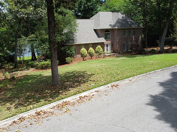 3rd image of 203 Laurel Breeze Dr
