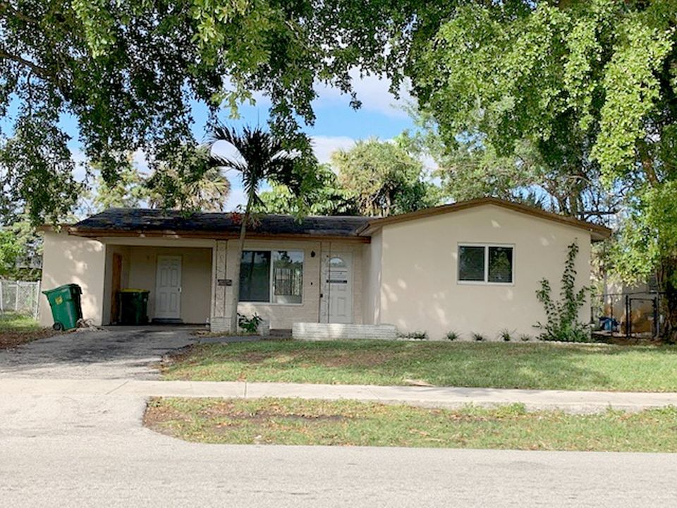 2nd image of 3611 NW 8th Pl