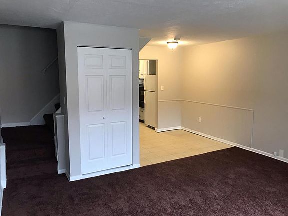5th image of 24390 Lake Shore Blvd APT E