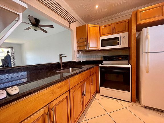 4th image of 5021 W Oakland Park Boulevard #309