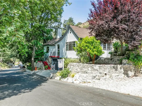 881 Country Club Dr, Burbank, CA 91501