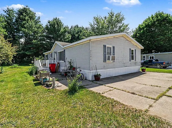 9152 Quinn St, Hesperia, MI 49421