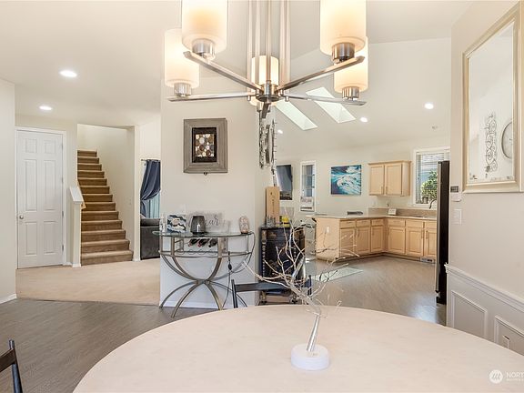 5th image of 17715 25th Avenue E