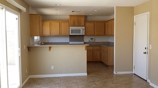 5th image of 66727 Hacienda Ave