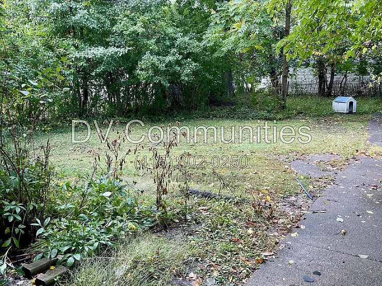 1148 E 176th St — Photo 49