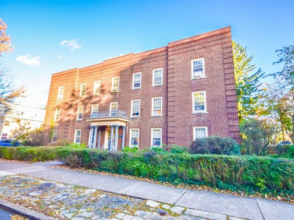 126 E Nittany Ave #4-1/2