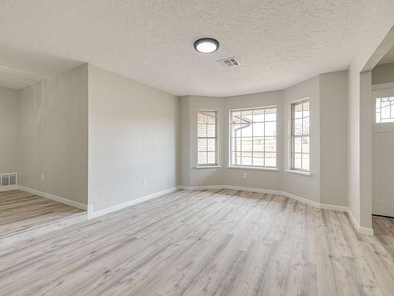 5th image of 836 NW 50th St
