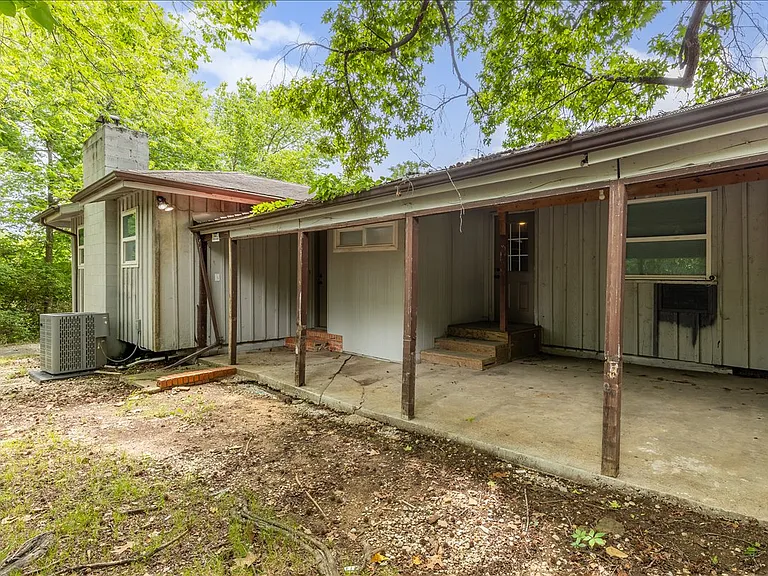522 S Duncan Ave — Photo 7