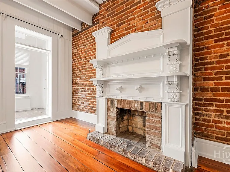 117 E Jones St #PARLOR — Photo 25