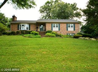 1911 Windmill Ln, Alexandria, VA 22307