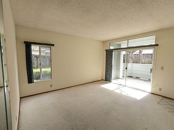 2nd image of 1501 Briartree Dr