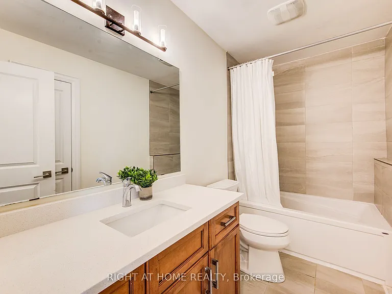 138 Woodberry Cres — Photo 32