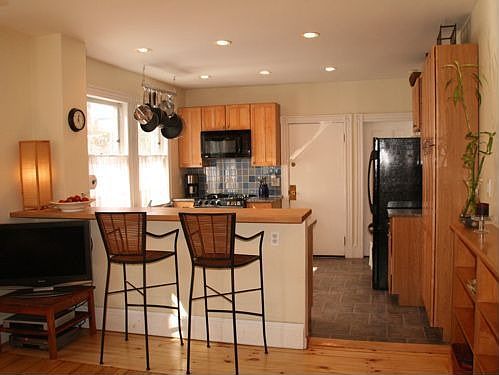 Living Room / Kitchen