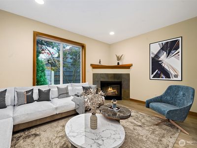 4533 40th Avenue SW #C, Seattle, WA, 98116