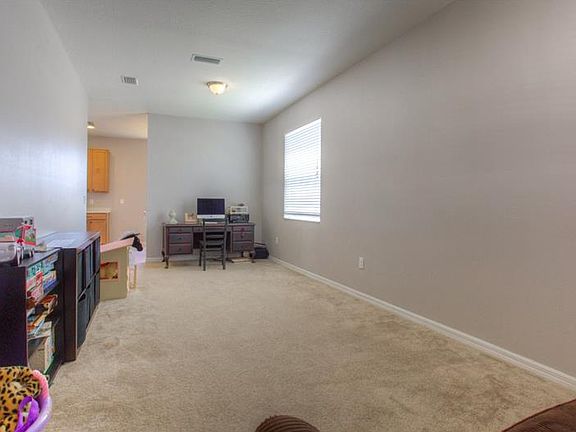 4th image of 5544 Shasta Daisy Pl