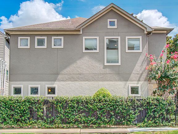 3rd image of 4448 Center St