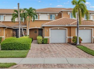 2411 Laurentina Ln, Cape Coral, FL 33909