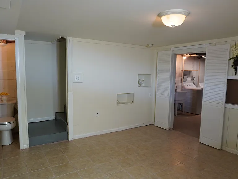 1710 Weston Ave — Photo 16