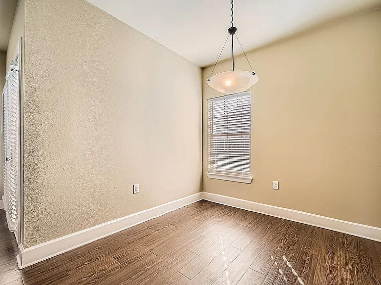 1555 Nottingham Drive - Web Quality - 005 - 06 Dining Room