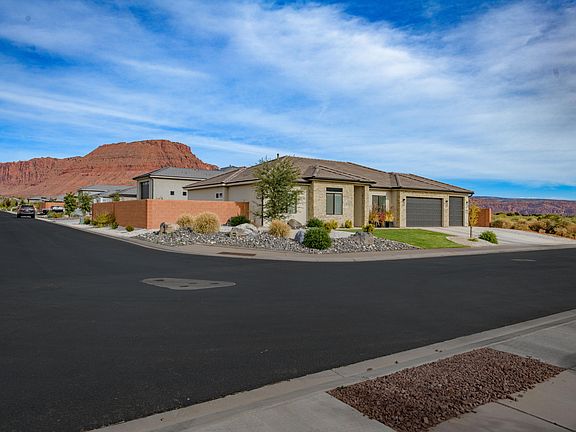 4th image of 306 W Red Vista Dr