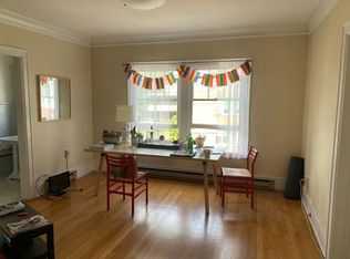 532 14th Ave E #303, Seattle, WA 98112