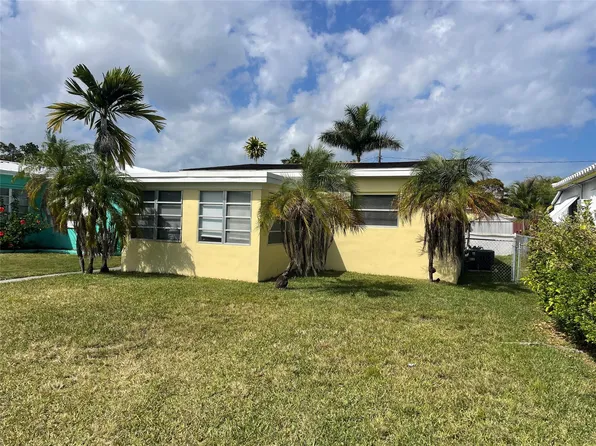 1635 Moffett St, Hollywood, FL 33020