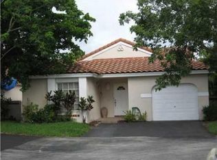 1313 Seagrape Cir, Weston, FL 33326