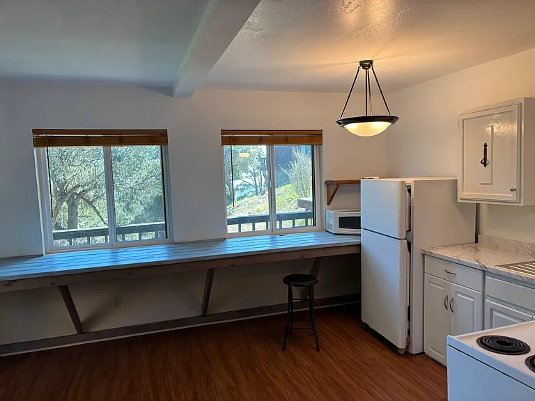 5641 Sunbury Ave — Photo 2