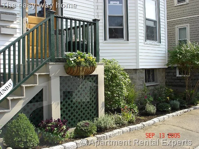 2 bed, 850 sqft, $3,100 — Photo 3