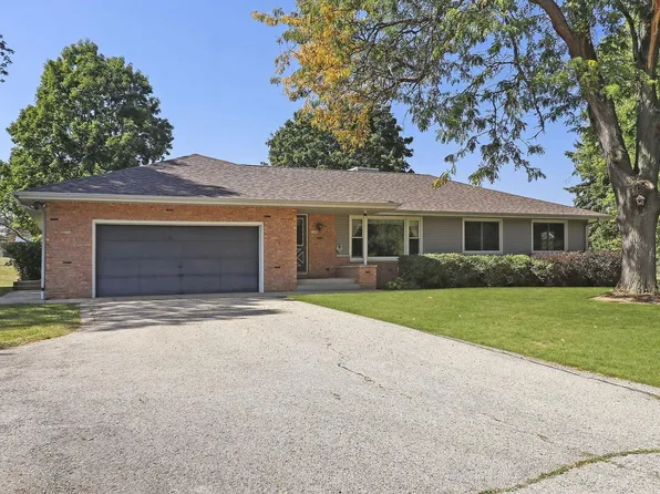 1668 Church STREET, Burlington, WI 53105