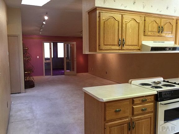 5th image of 12 Towerbridge Ct