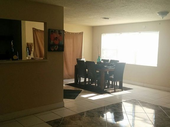4th image of 1912 Ware Cir