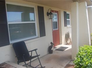 92 Pioneer Ct, Fort Myers, FL 33919