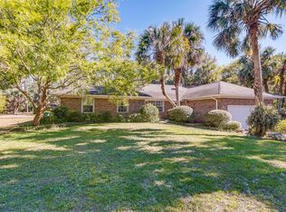 872 Angelico Rd NW, Palm Bay, FL 32907