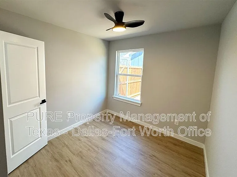 2015 Stuart St #A — Photo 12