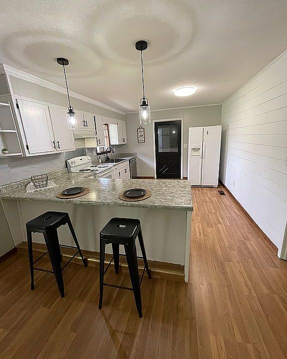 148 Hodge Rd Section, AL, 35771 Apartments for Rent Zillow