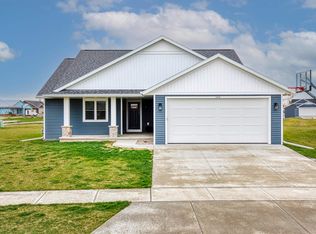 1619 Cloe Jude Dr, Oshkosh, WI 54904