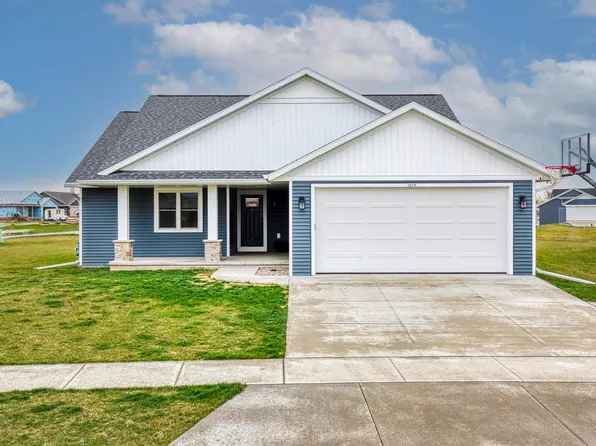 1619 Cloe Jude Dr, Oshkosh, WI 54904