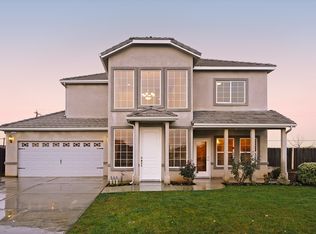 129 Rosewood Ave, Sanger, CA 93657