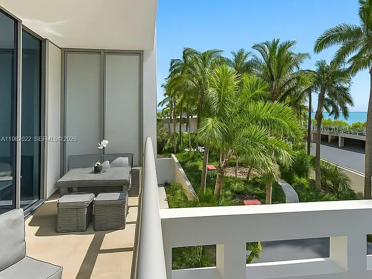 6799 Collins Ave #209 — Photo 29
