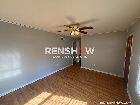 4th image of 494 S Main Ext