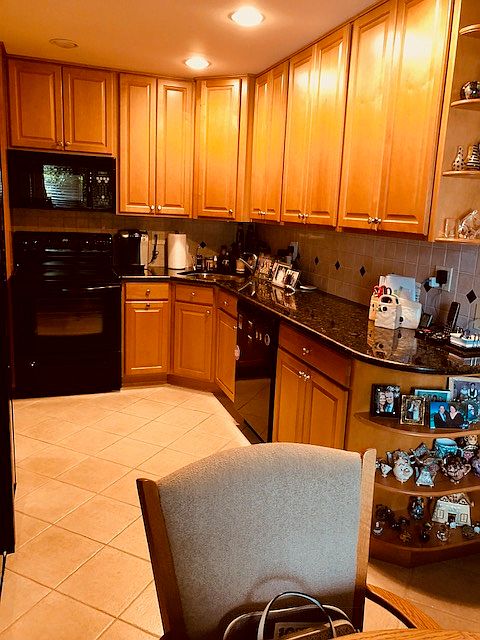 1st image of 93 Cottonwood Ct Unit 93