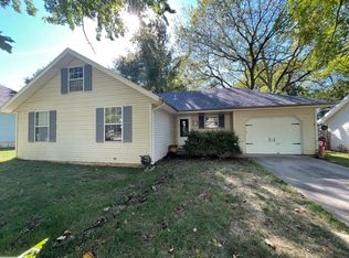 5705 S Stonegate Ave, Springfield, MO 65810