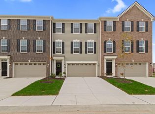 7009 Adalene Ln, Carmel, IN 46033