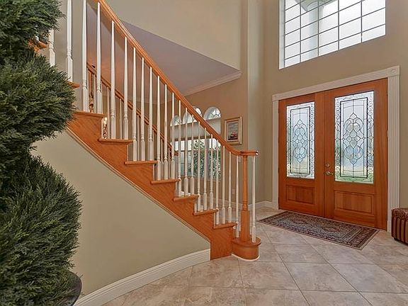 3rd image of 17818 Mission Oak Dr