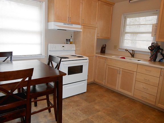 4th image of 114 Cameron Ct